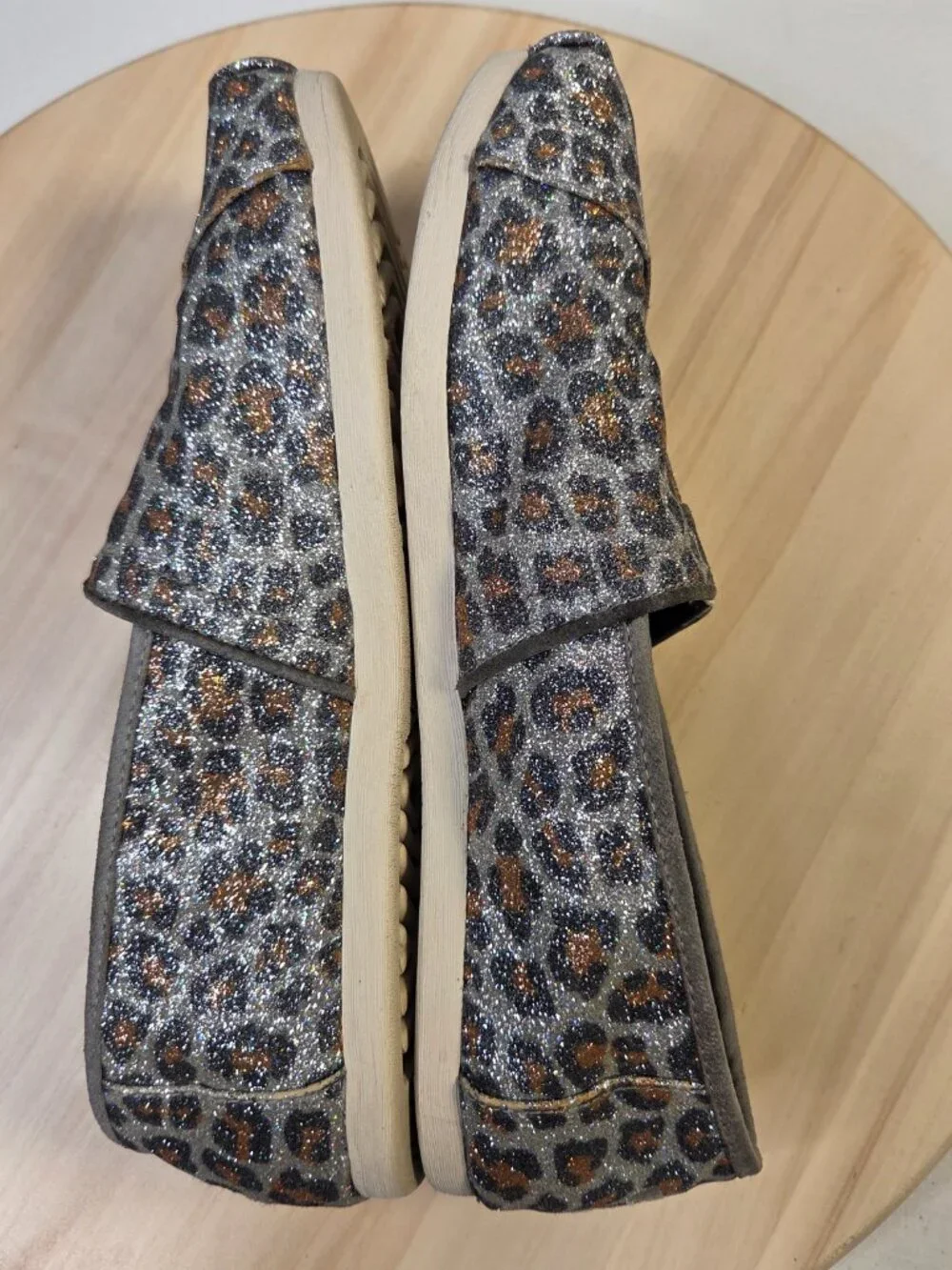 TOMS Classic Silver Glitter Cheetah Alpargata Shoes Women US 8
